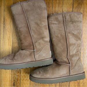 Brown Suede Shearling Boots